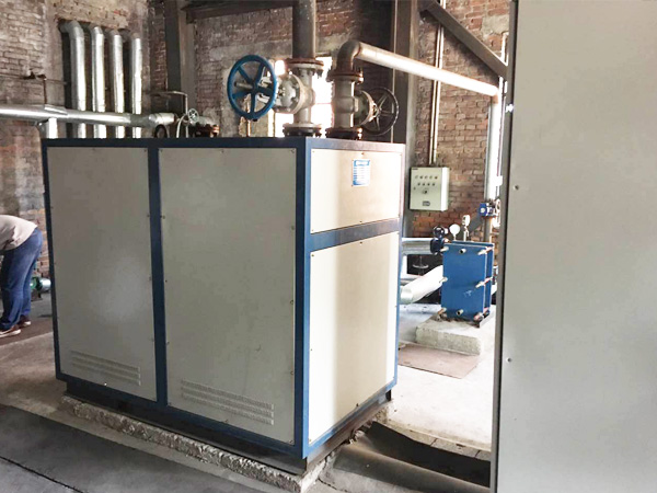 貴州省大方縣0.7MW電真空熱水爐(0)